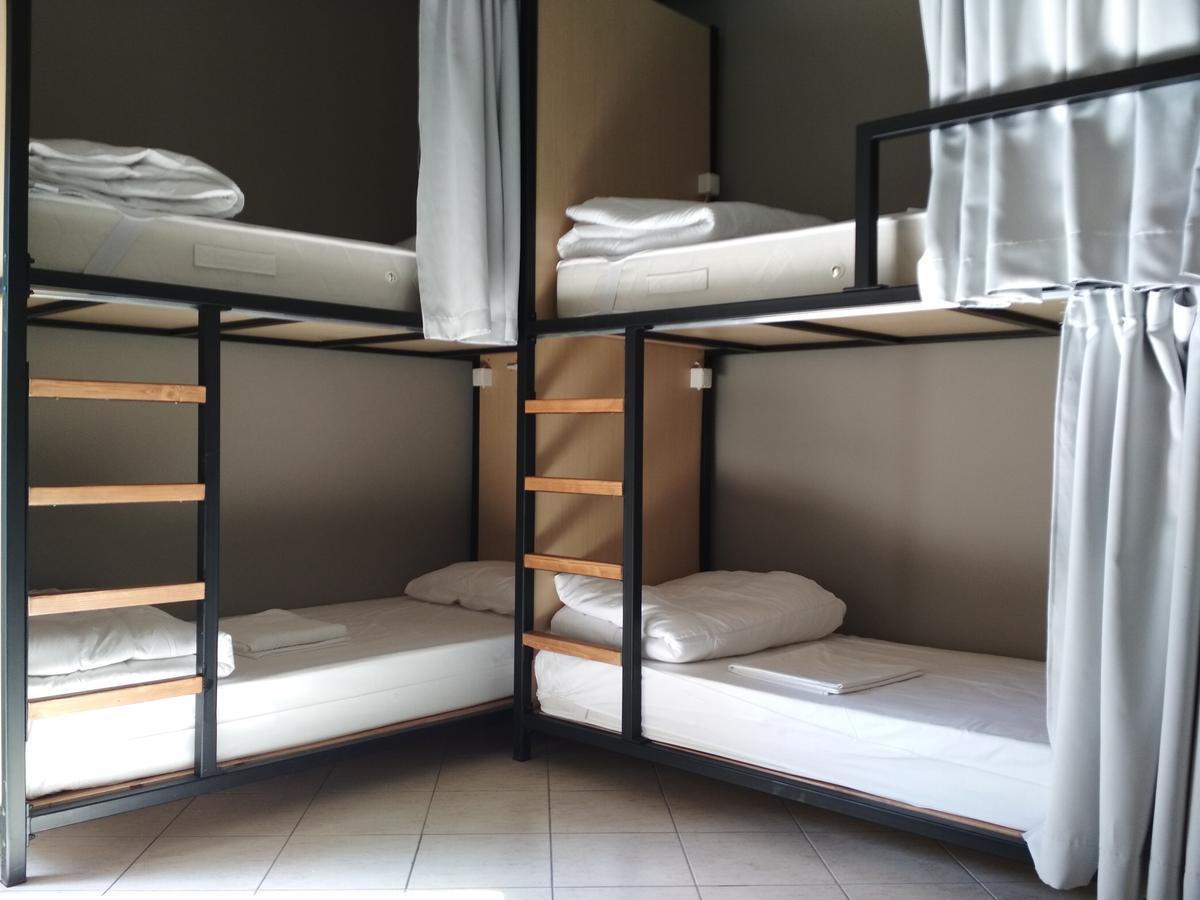 Bett im Frauenschlafsaal mit 6 Betten